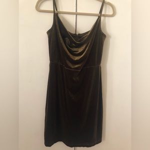 Olive dress size 6/8